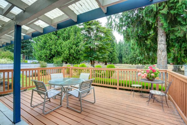 Cost of Deck Carpentry Service in Zionsville